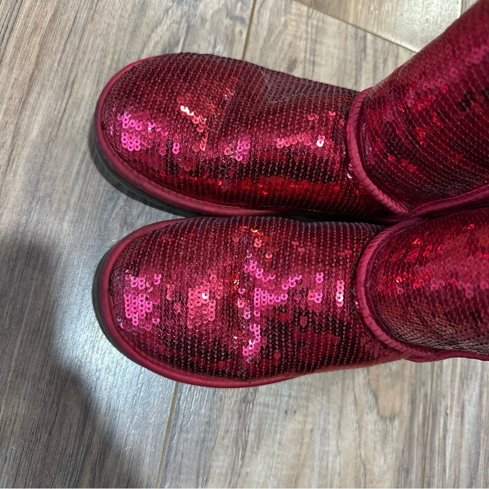 Ugg Ruby Red Pink Sparkle Sequin Short Classic Sh… - image 2